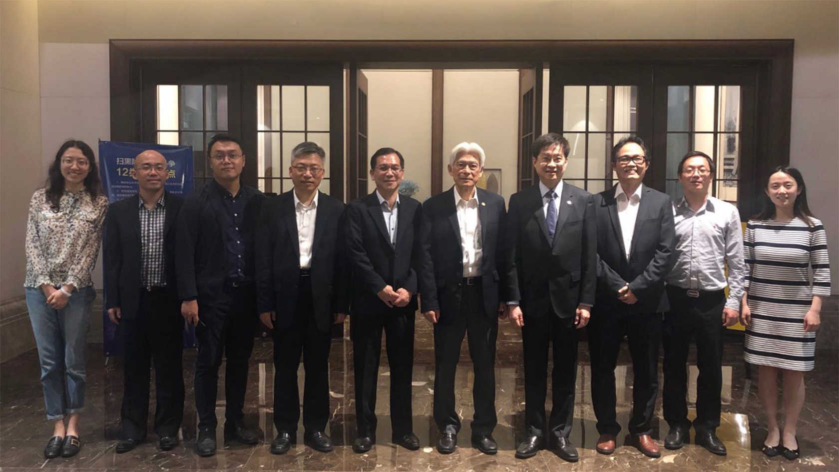微信图片_20190425095659 副本.jpg